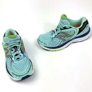 Flash Sale Last Chance! New Balance 860 v7